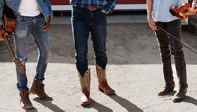 What Jeans To Wear With Cowboy Boots