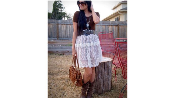 How to Style Square Toe Women's Cowboy Boots 